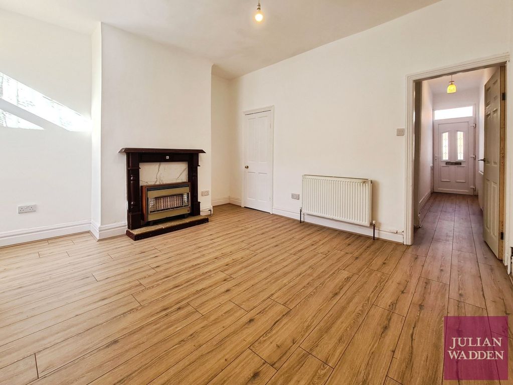 Property photo 2 of 13 Picture No. 08