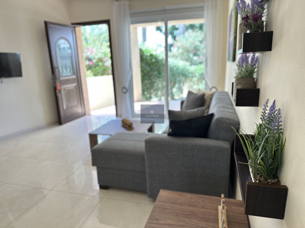 Property photo 2 of 30