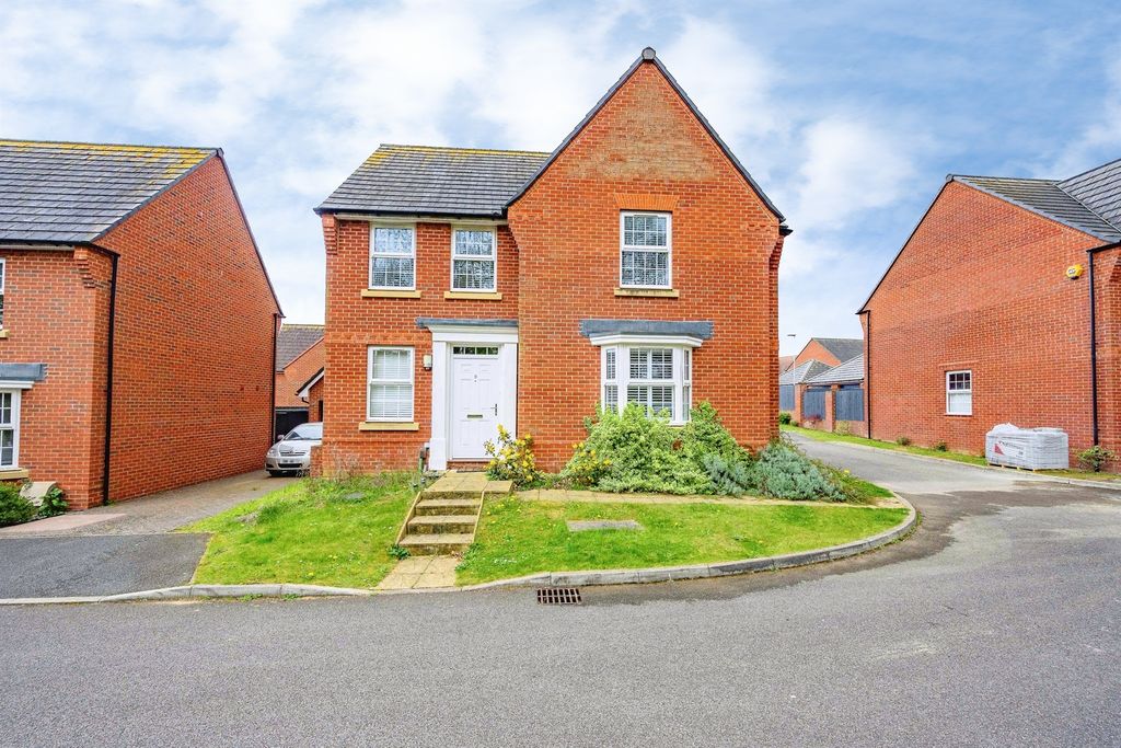 Property photo 1 of 21