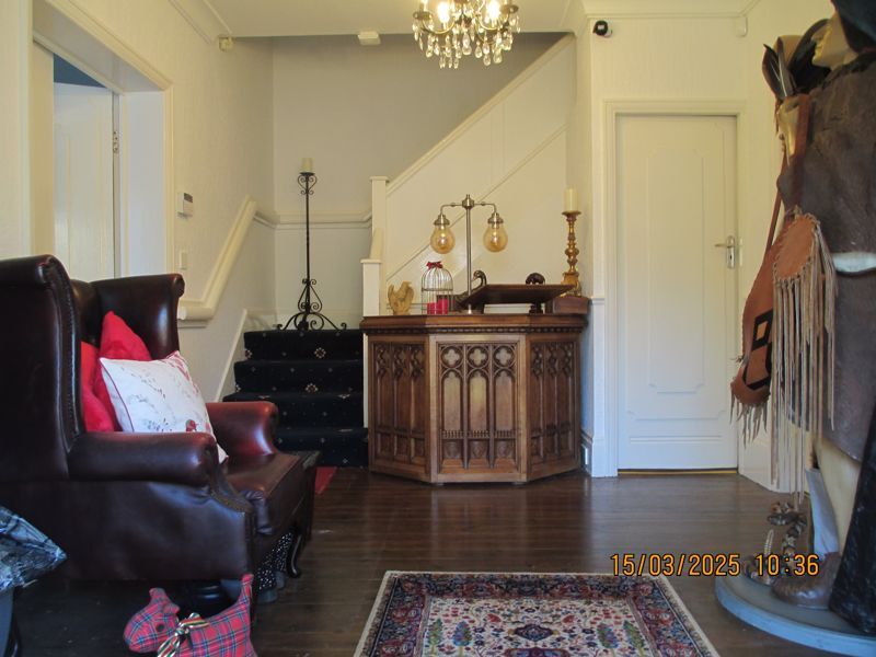 Property photo 2 of 15 Internal 1