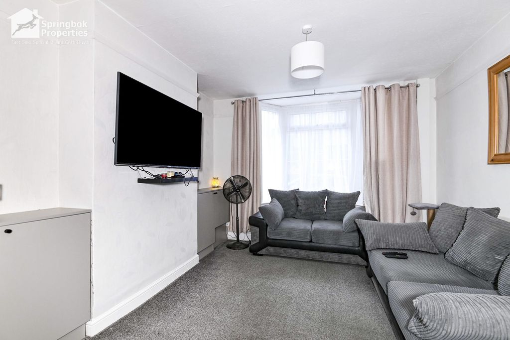 Property photo 2 of 12 Image 1