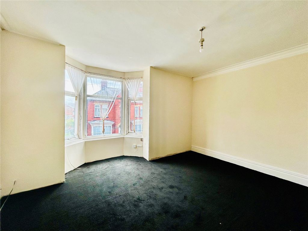 Property photo 3 of 12 Picture No. 09