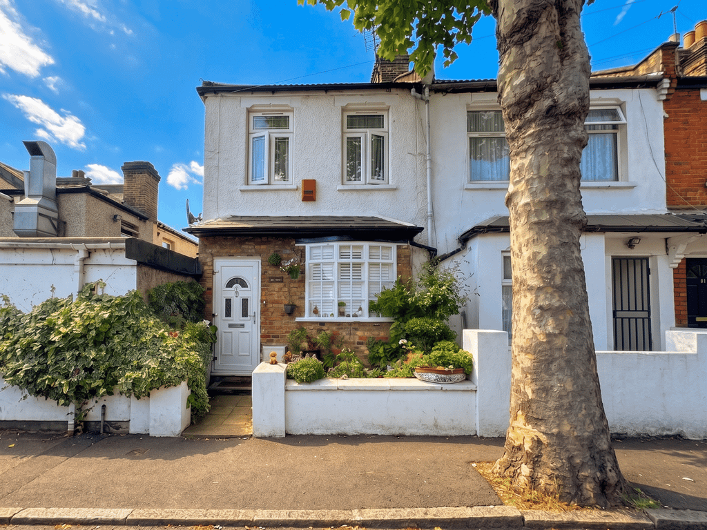 Property photo 1 of 17