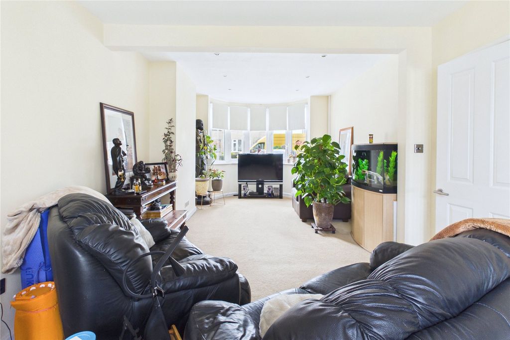 Property photo 3 of 16 Picture No. 04