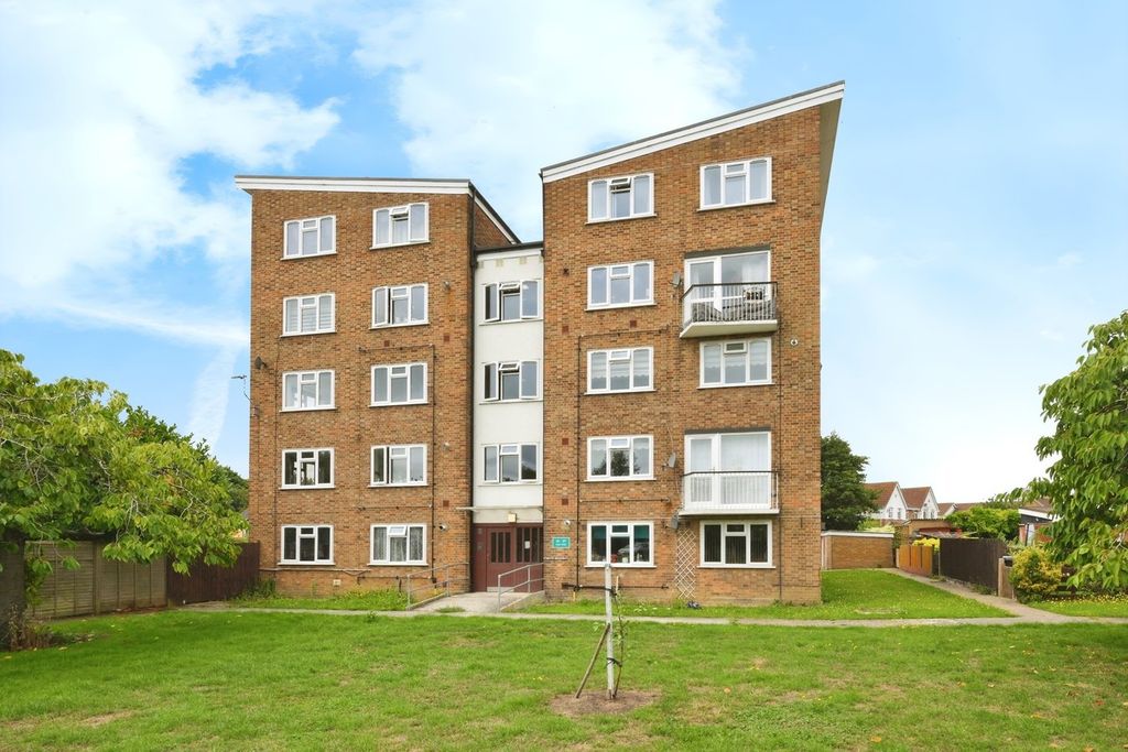 Property photo 1 of 14