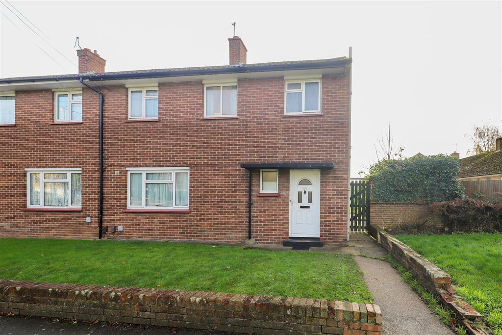 Property photo 1 of 12 External