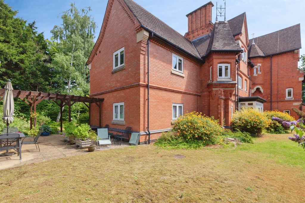Additional image 15 of 2 bed flat for saleAcorn Close, Birstall, Leicester LE4