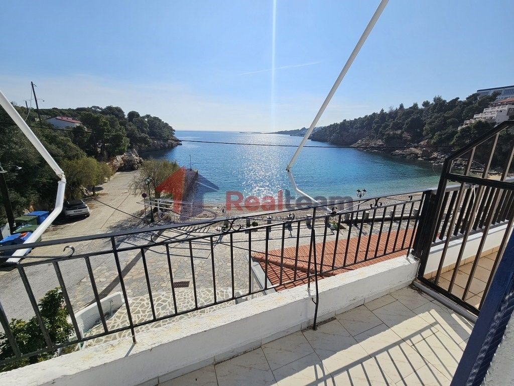 Property photo 1 of 25