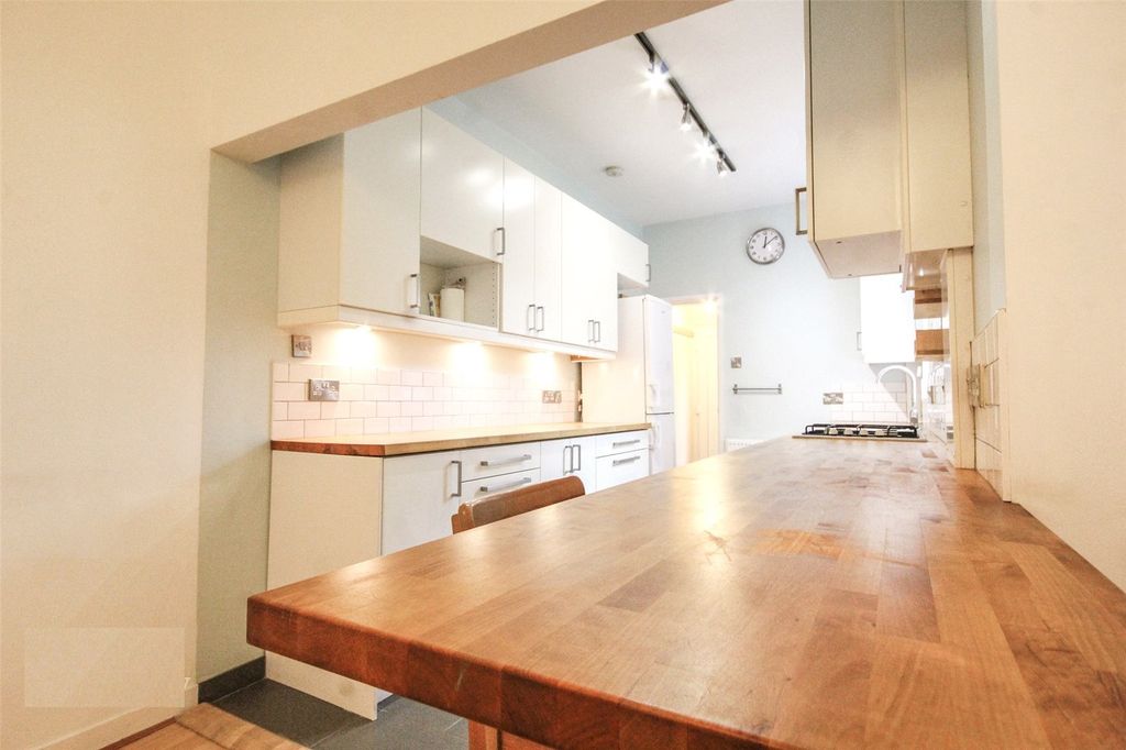 Property photo 3 of 10 Picture No. 04