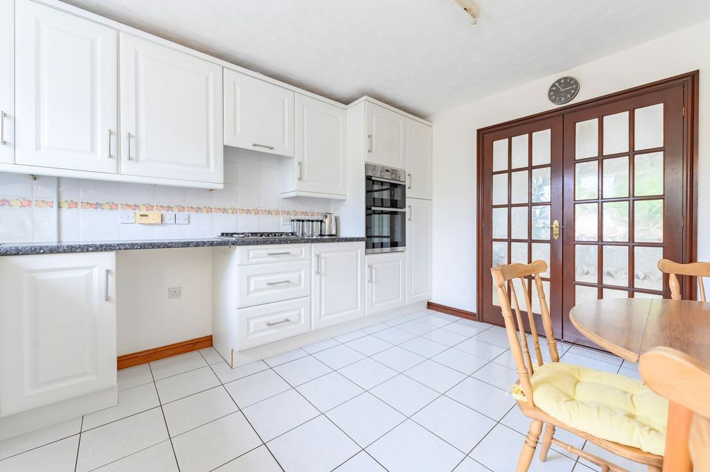 Property photo 3 of 22