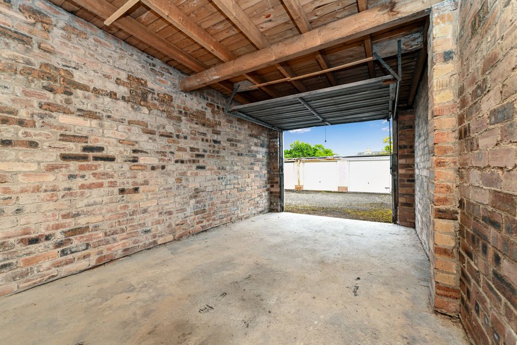 Property photo 2 of 6 Property Image 2