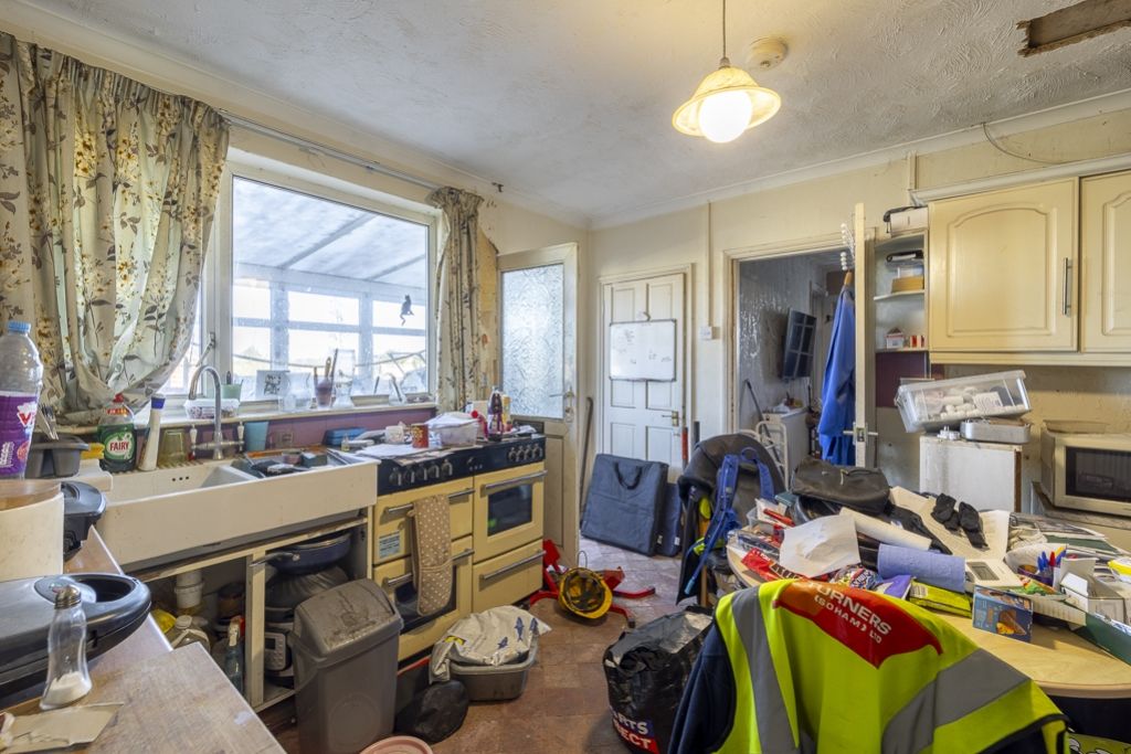 Property photo 2 of 15 Lineside Cottage (Amber Hill)-10