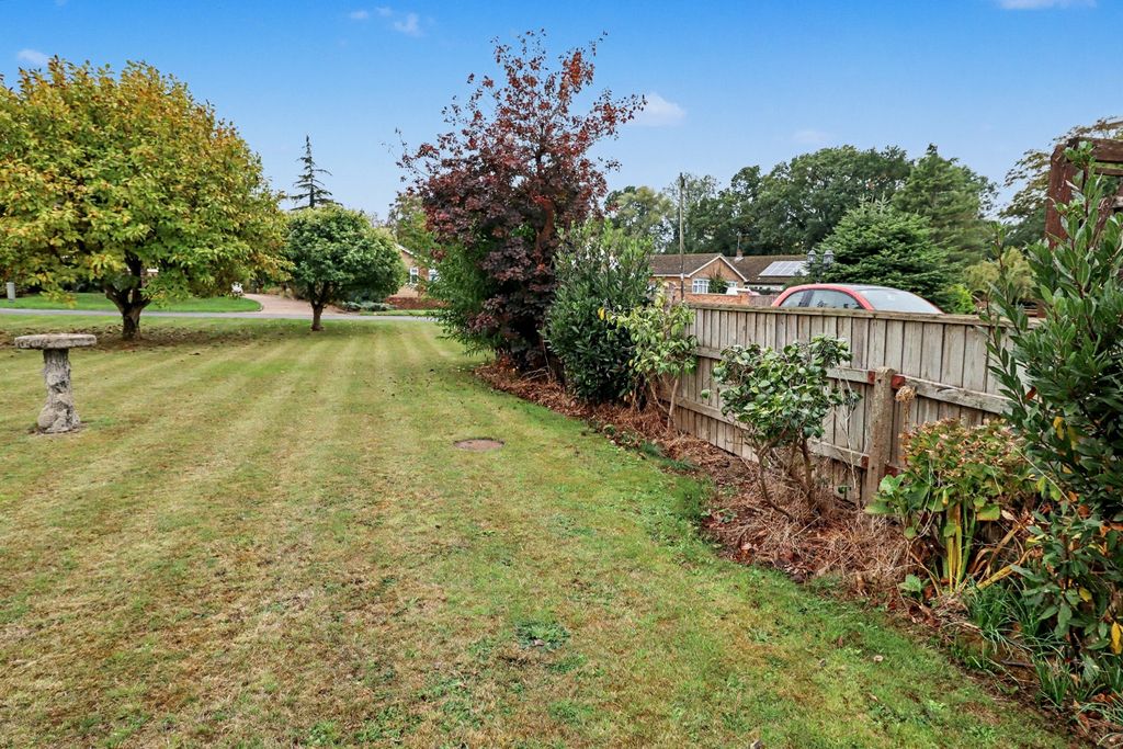 Property photo 2 of 20 4344473