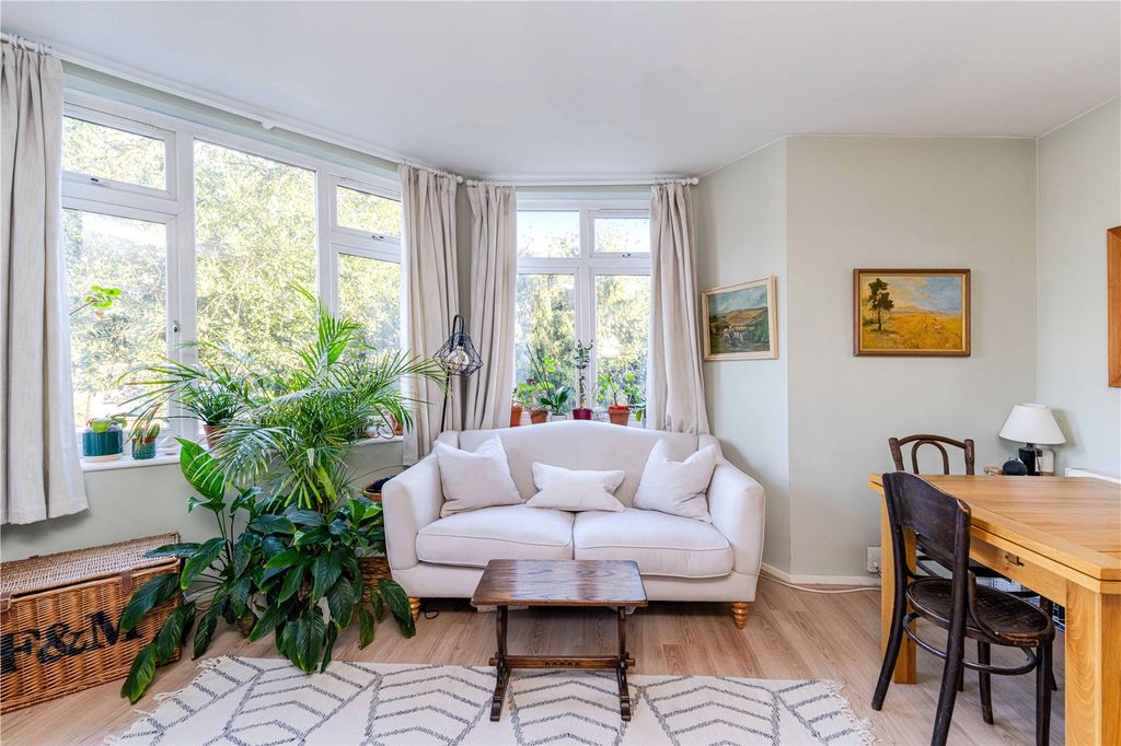 Property photo 3 of 9 Picture No. 38