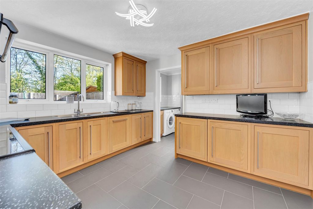 Property photo 2 of 24 Dcp_6991.Jpg