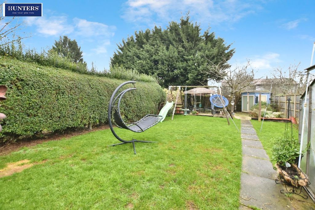 Property photo 2 of 24 Garden