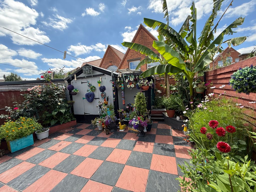 Property photo 3 of 18