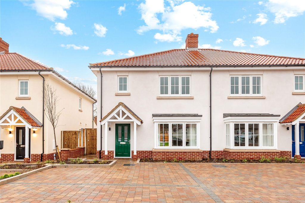 Property photo 1 of 17 Front