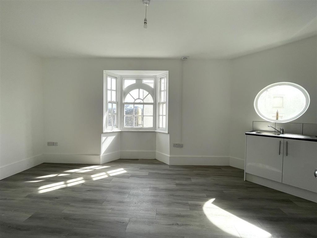 Property photo 1 of 7 Img_0119.Jpg
