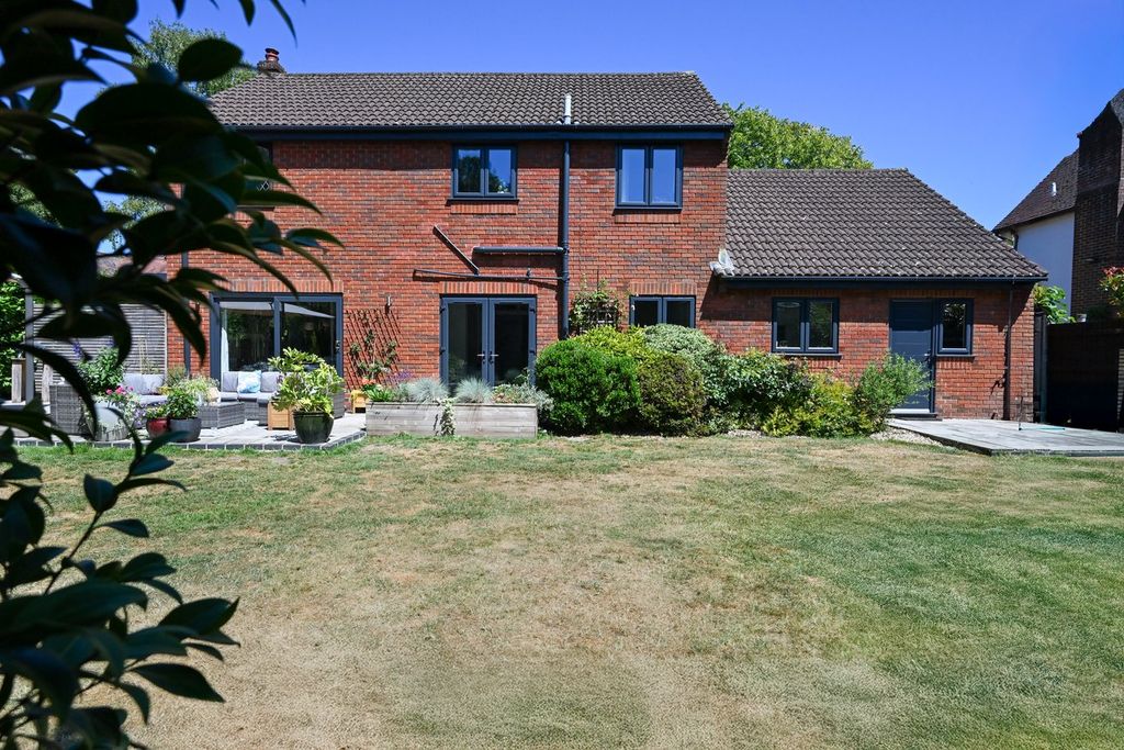 Property photo 1 of 17