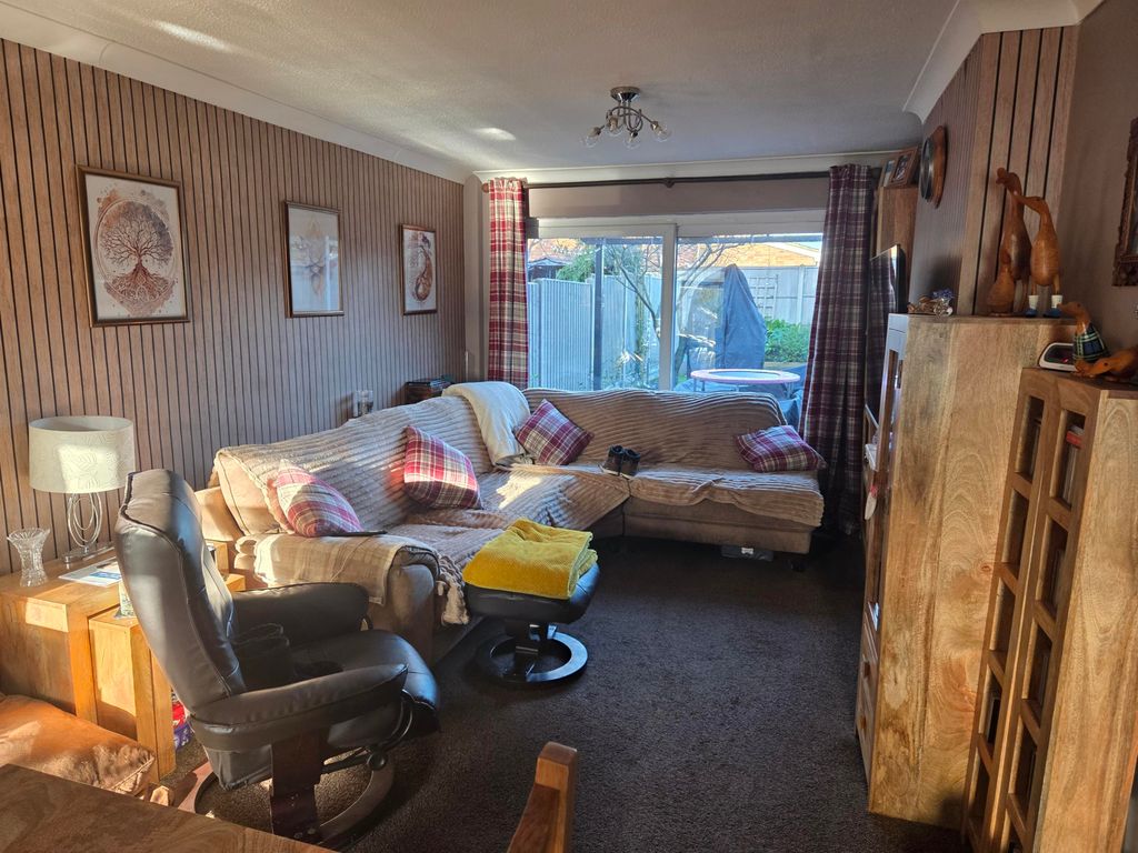 Property photo 2 of 15