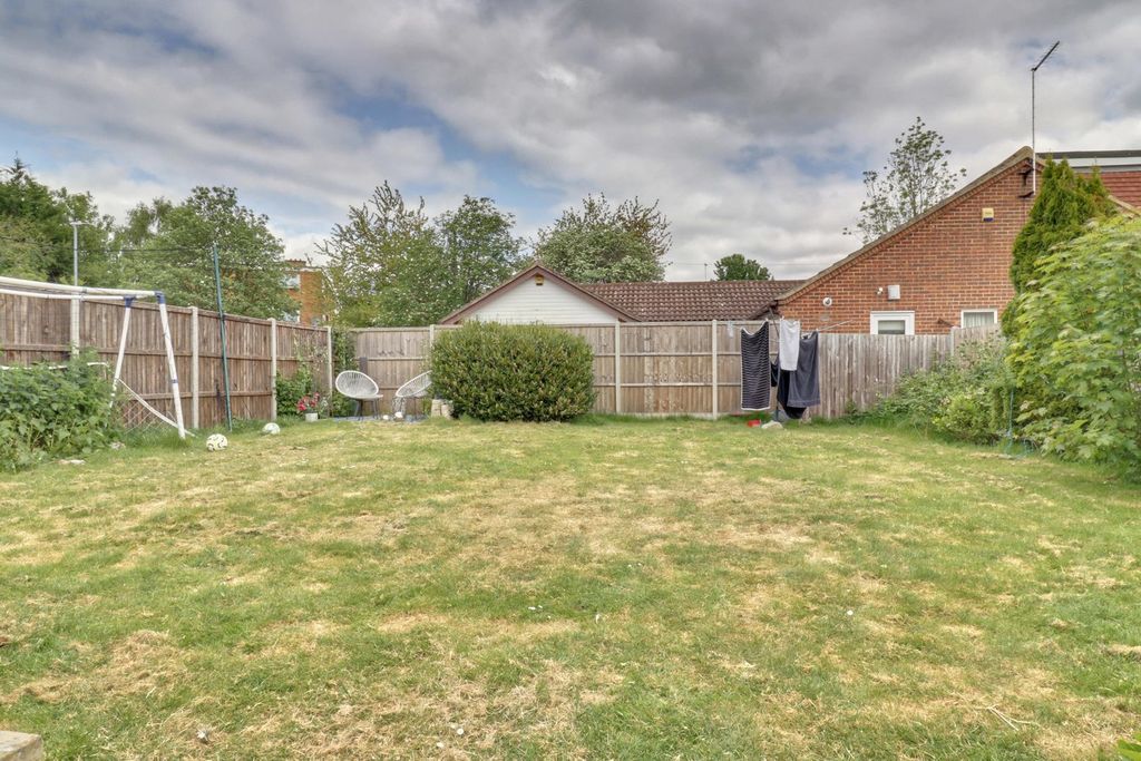 Property photo 3 of 14