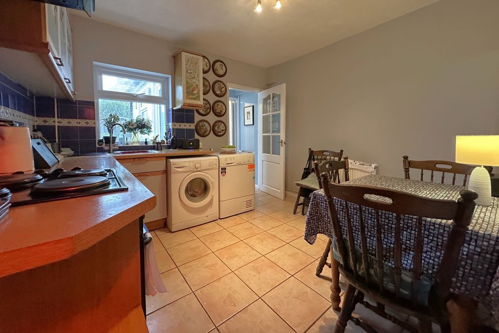 Property photo 3 of 12 Photo 3