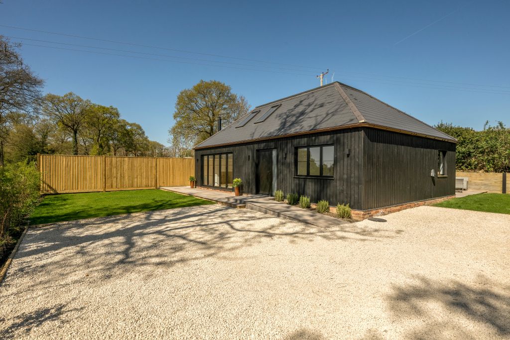 Property photo 1 of 19 The Hen House-22