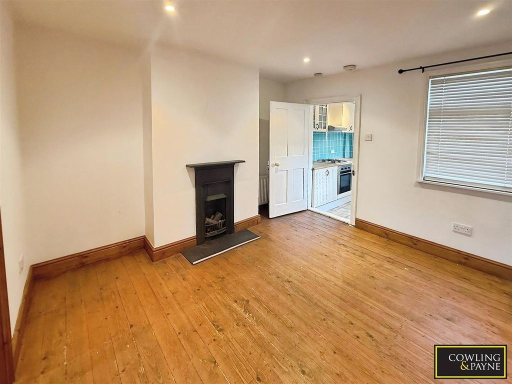 Property photo 3 of 14