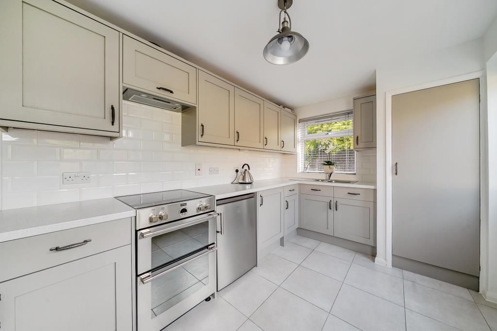 Property photo 2 of 23 Kitchen