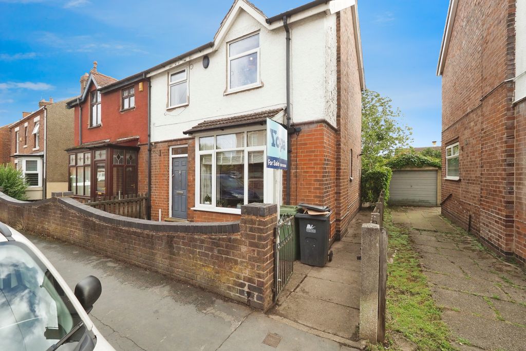Property photo 1 of 20 Onp53871