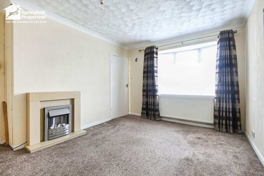 Property photo 2 of 11 Image 1