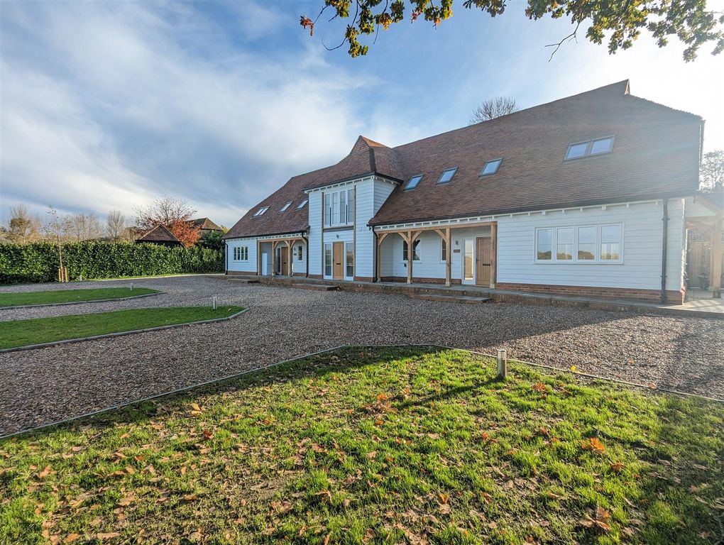 Property photo 3 of 10 Pxl_20231109_140119332.Jpg