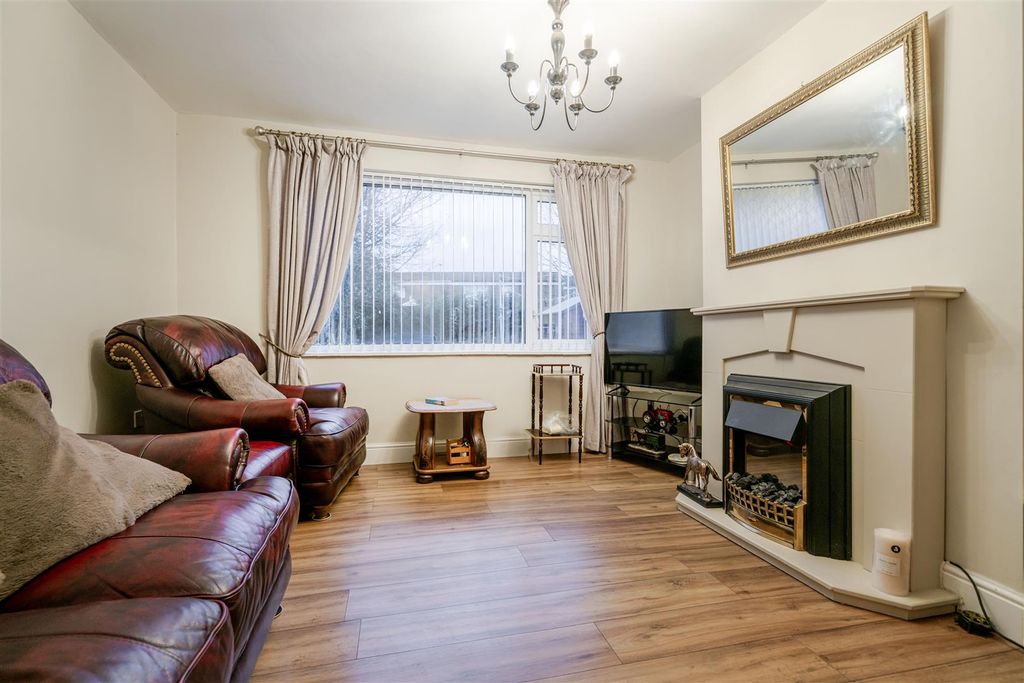 Property photo 2 of 16 Dsc00520 Copy.Jpg