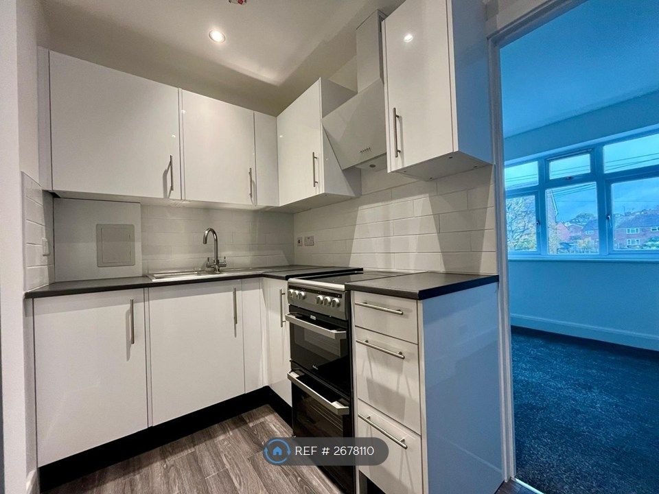 Property photo 1 of 8 Kitchen