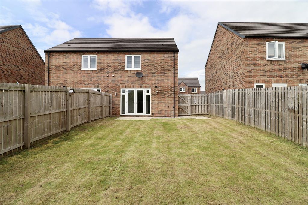 Property photo 2 of 15