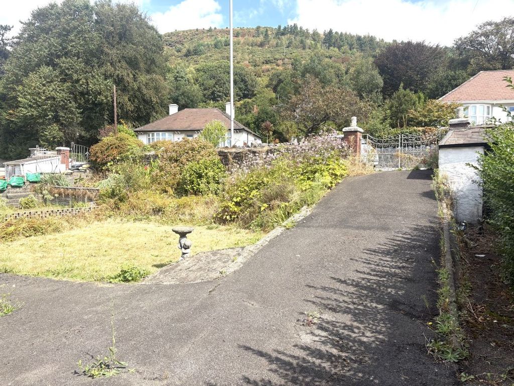 Property photo 2 of 2