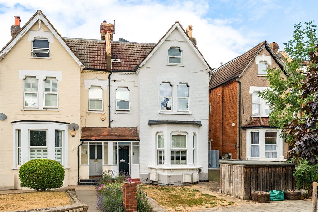 Property photo 3 of 9 1-6A85B5F76B942-1...