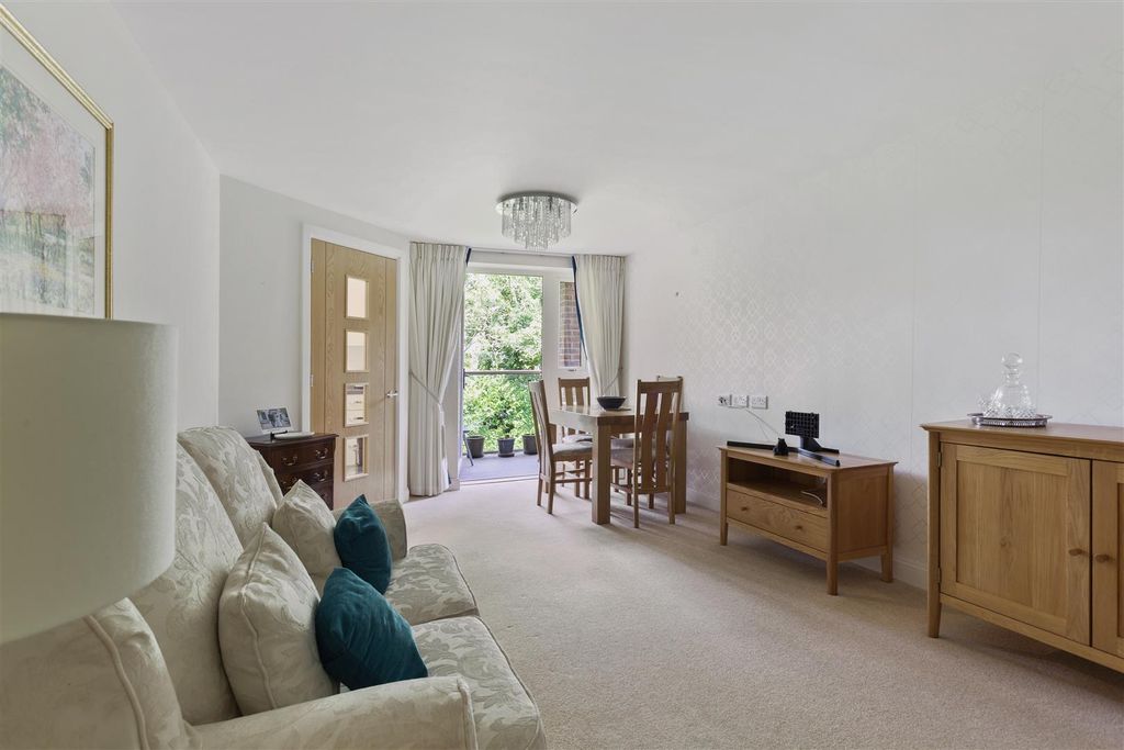 Property photo 1 of 10 13-Shpmcs_16Austenplace_Lounge1-4.Jpg