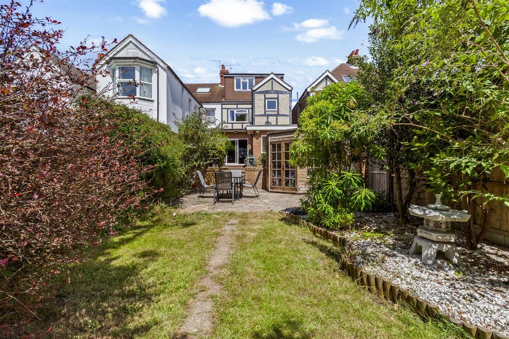 Property photo 1 of 25 29 Bridge Road-005.Jpg