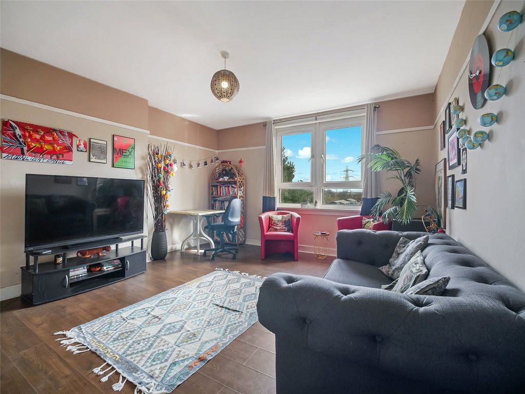 Property photo 2 of 22 Picture No. 06