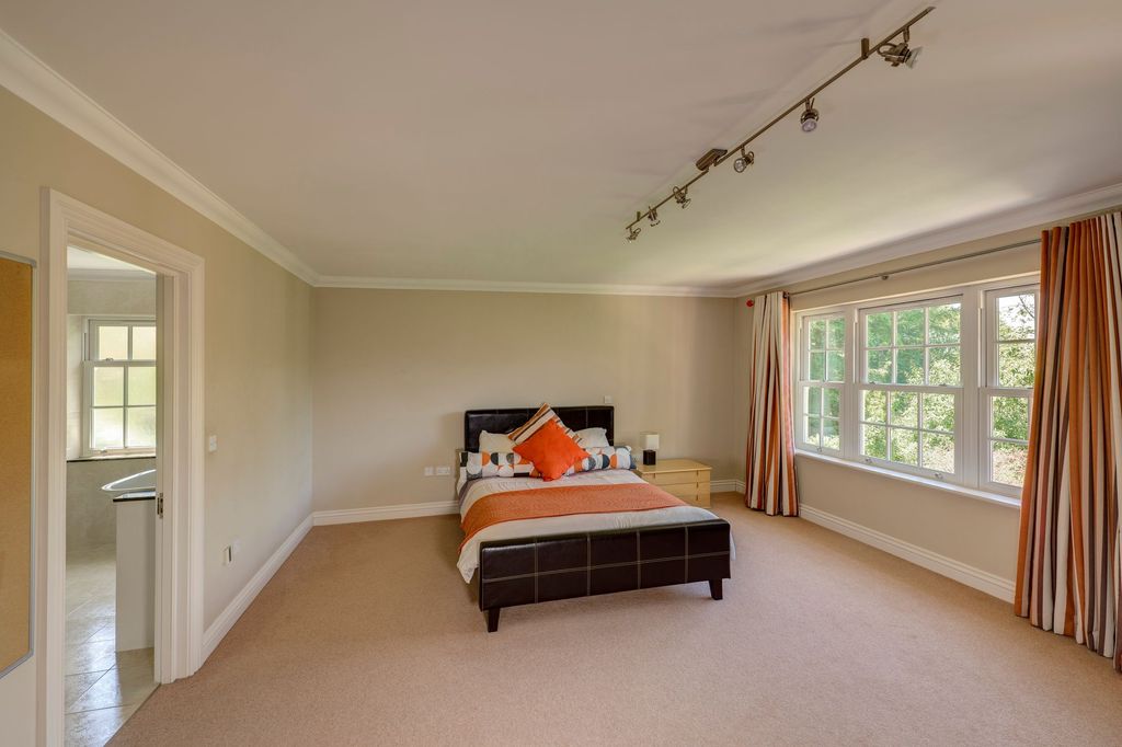 Additional image 16 of 8 bed detached house for saleWestfield Road, Beaconsfield HP9