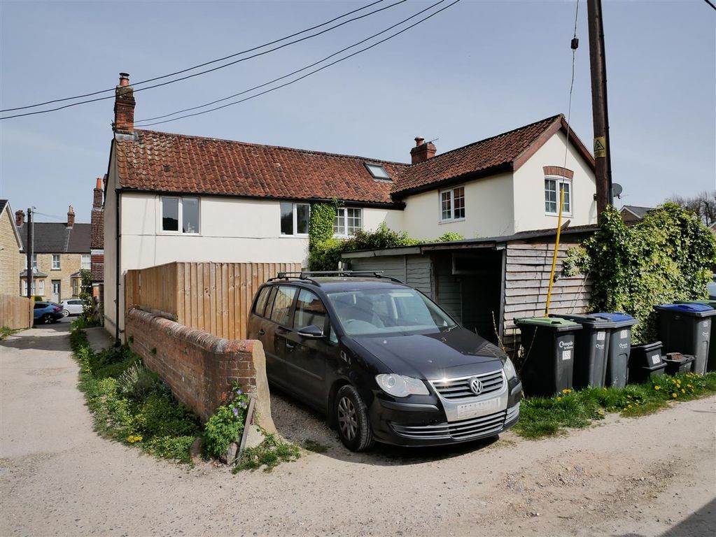 Property photo 1 of 18 P1570001.Jpg