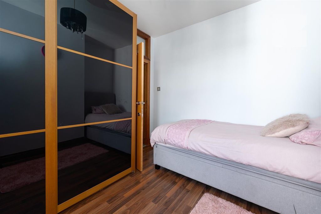 Additional image 28 of 3 bed end terrace house for saleNewbury Road, Highams Park E4