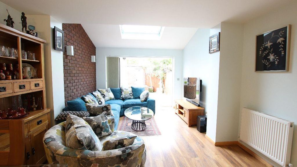 Property photo 1 of 21