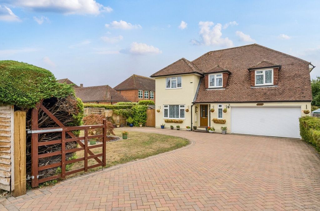 Property photo 1 of 18
