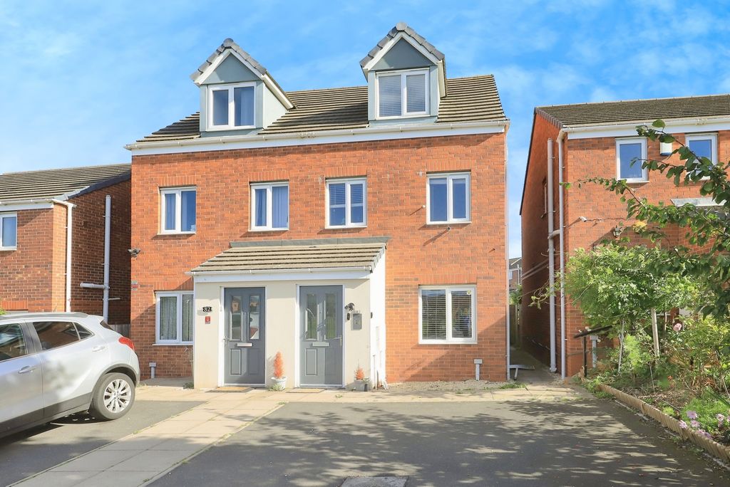 Property photo 1 of 17 Photo