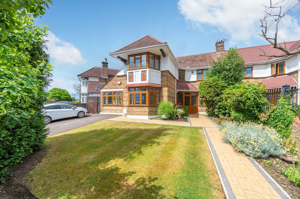 Property photo 1 of 15