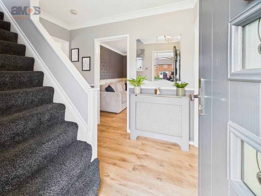 Property photo 2 of 20 4680163