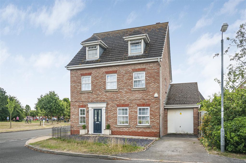 Property photo 1 of 19 1 Trent Walk - 4.Jpg